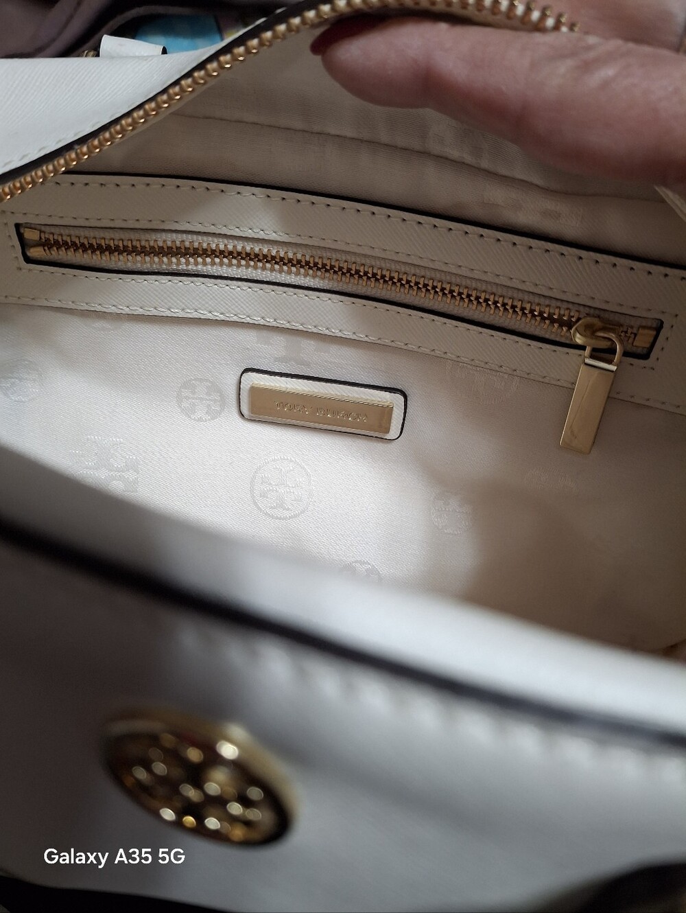 Tory Burch Mini Square Robinson satchel bag in Ivory 9.5x6x4 - Picture 7 of 15